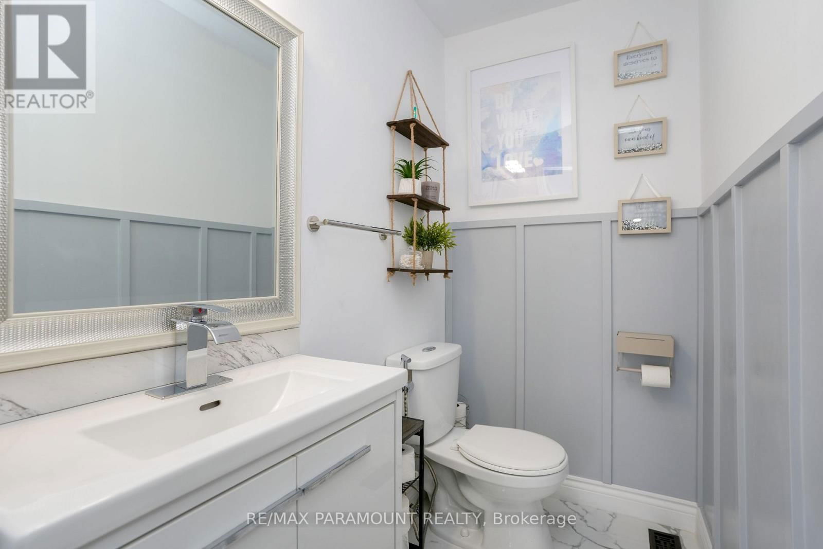 10 BURNHAM CRESCENT Image 14