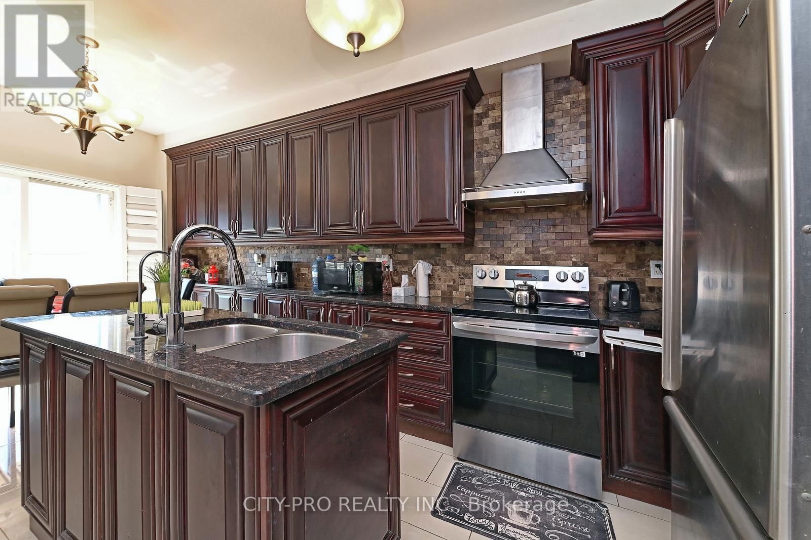 7302 ROSEHURST DRIVE Image 10