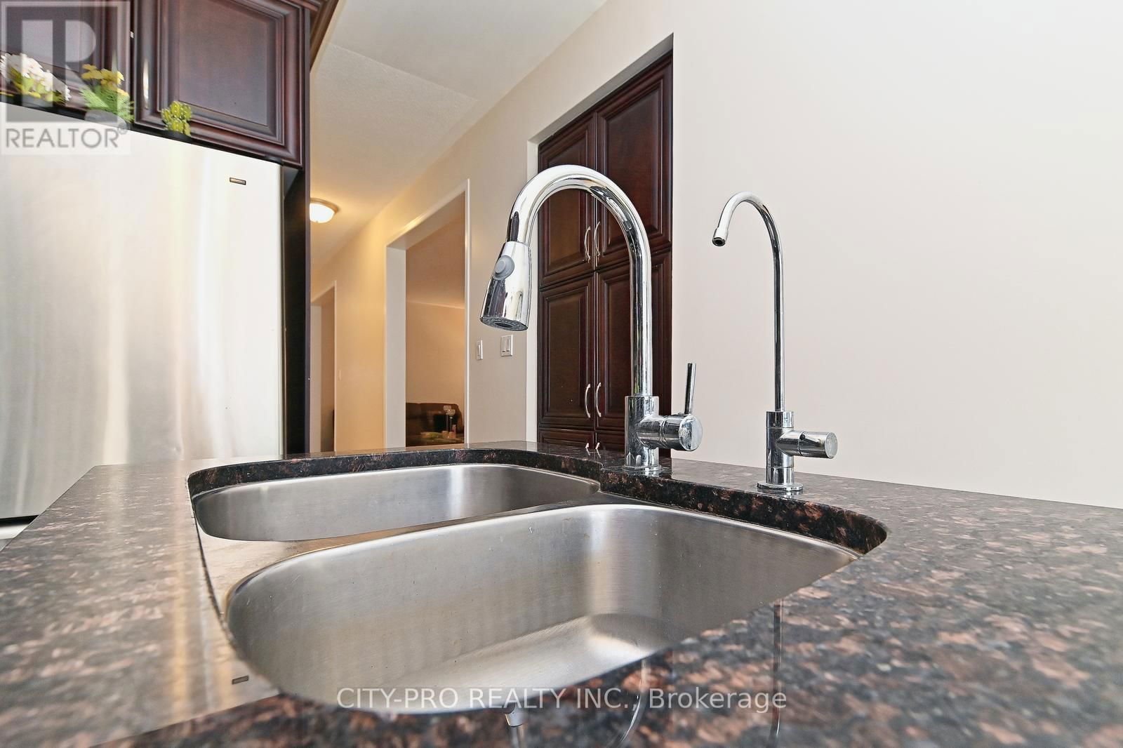 7302 ROSEHURST DRIVE Image 14