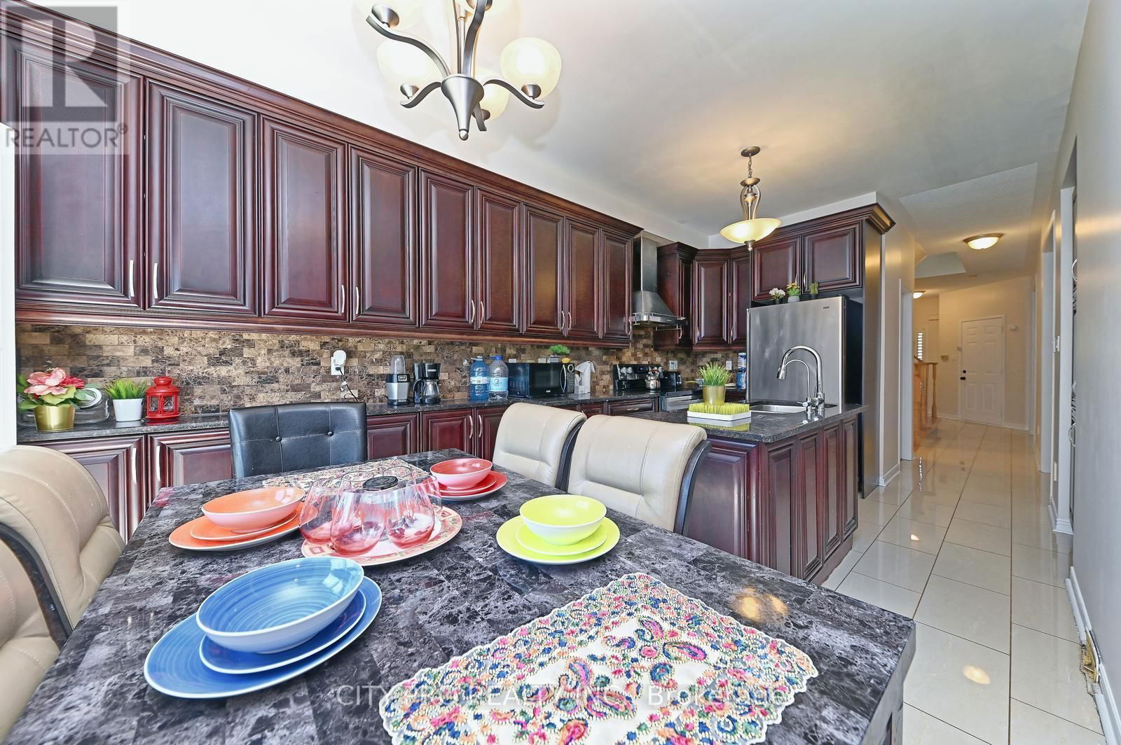 7302 ROSEHURST DRIVE Image 15