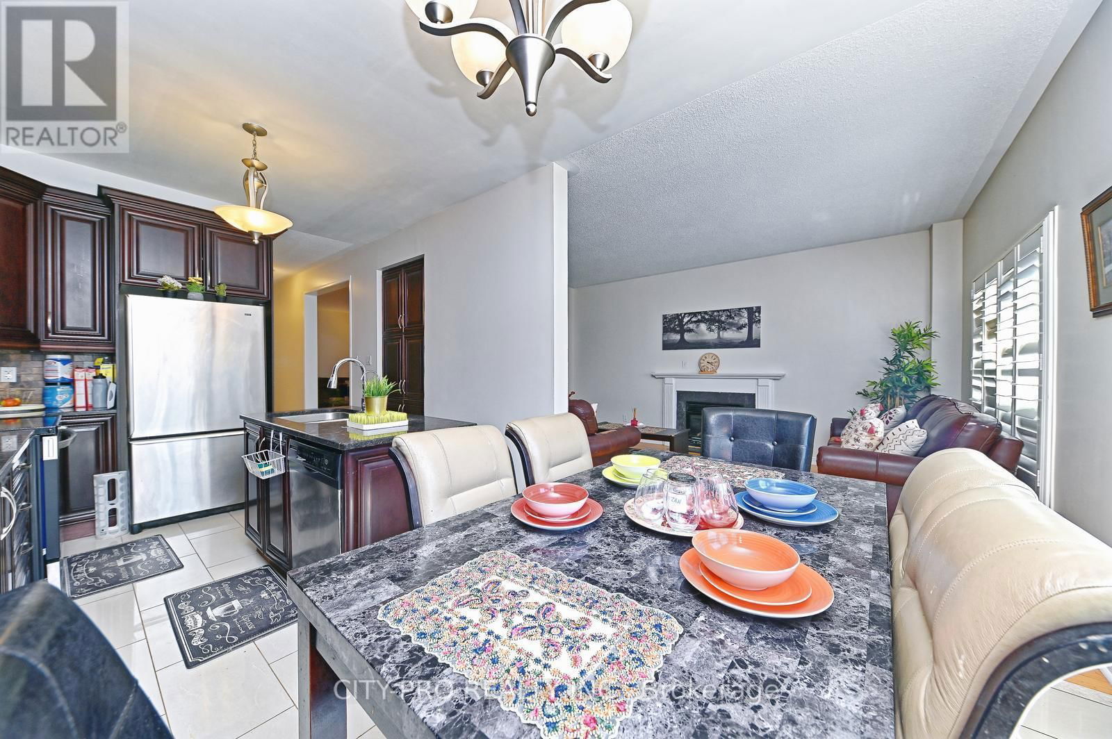 7302 ROSEHURST DRIVE Image 18
