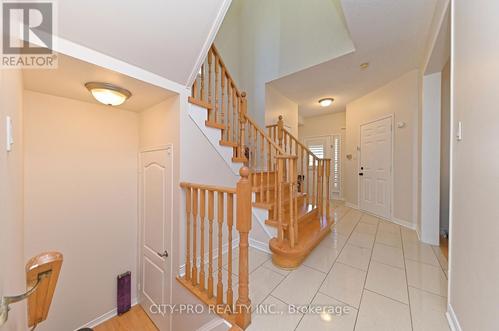 7302 ROSEHURST DRIVE Image 9
