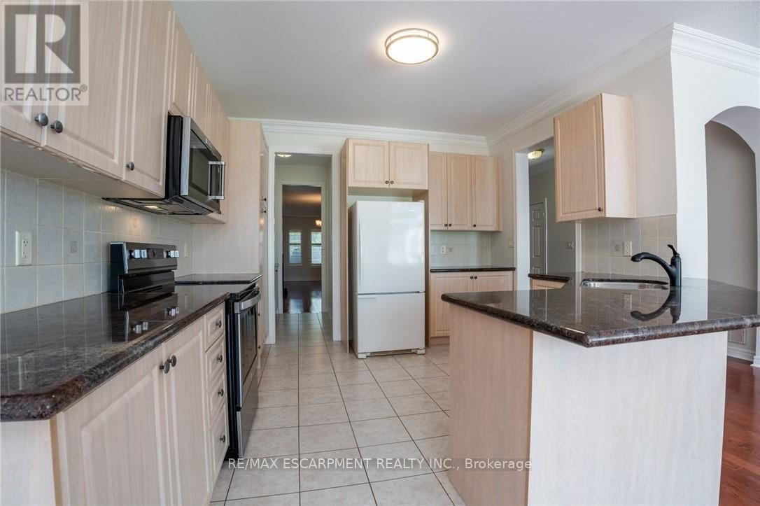 4198 KANE CRESCENT Image 7