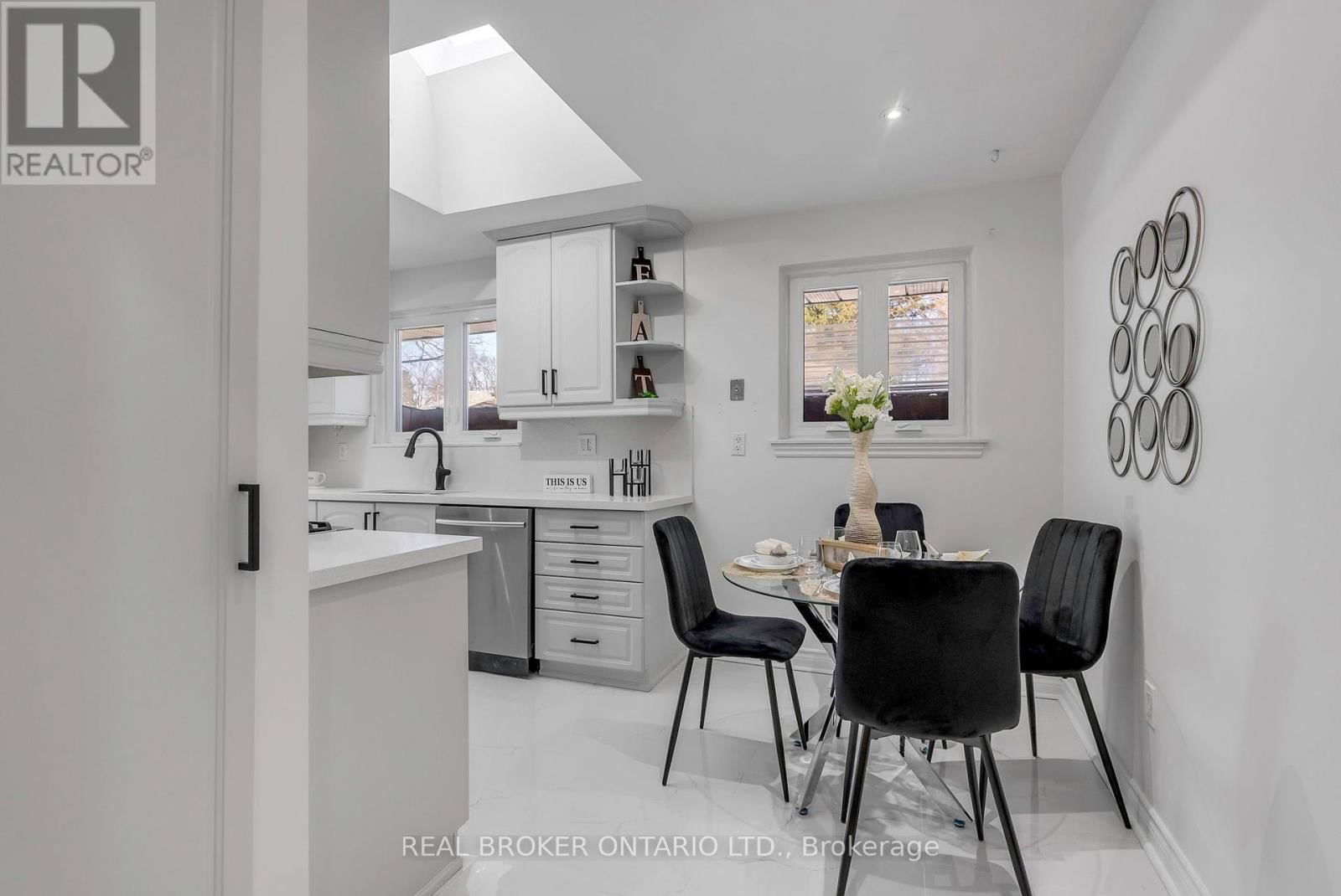 3465 ORION CRESCENT Image 12