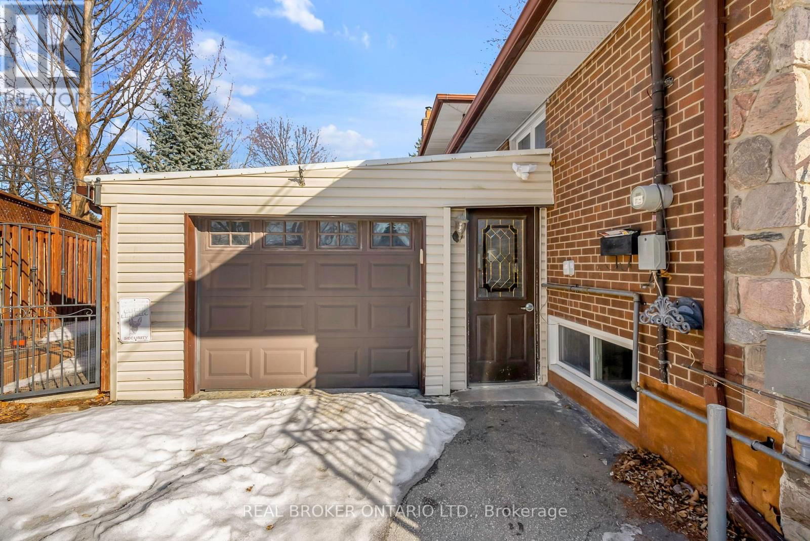 3465 ORION CRESCENT Image 2