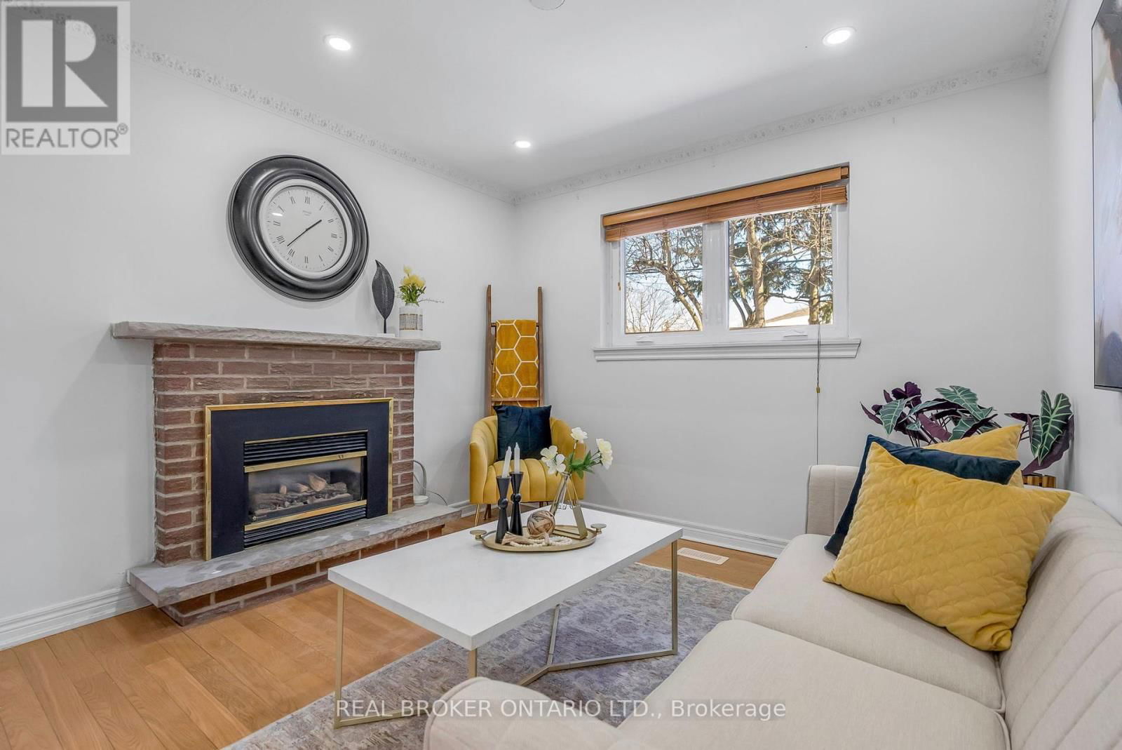3465 ORION CRESCENT Image 23