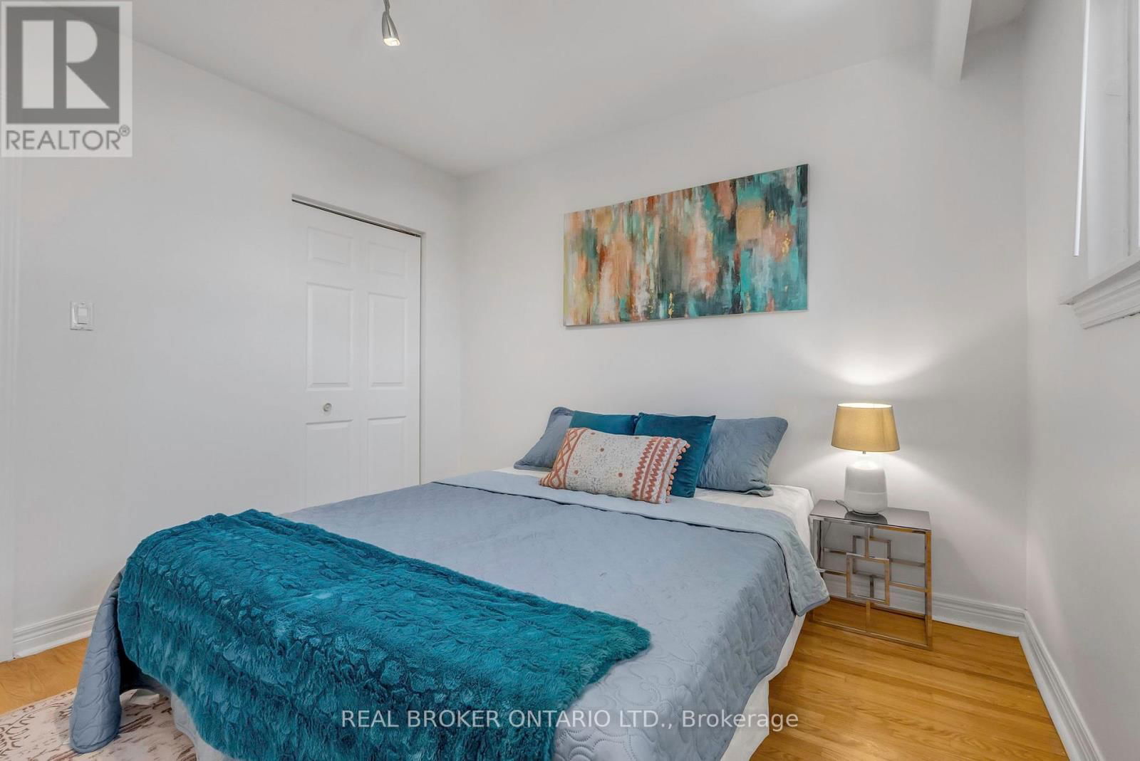 3465 ORION CRESCENT Image 31