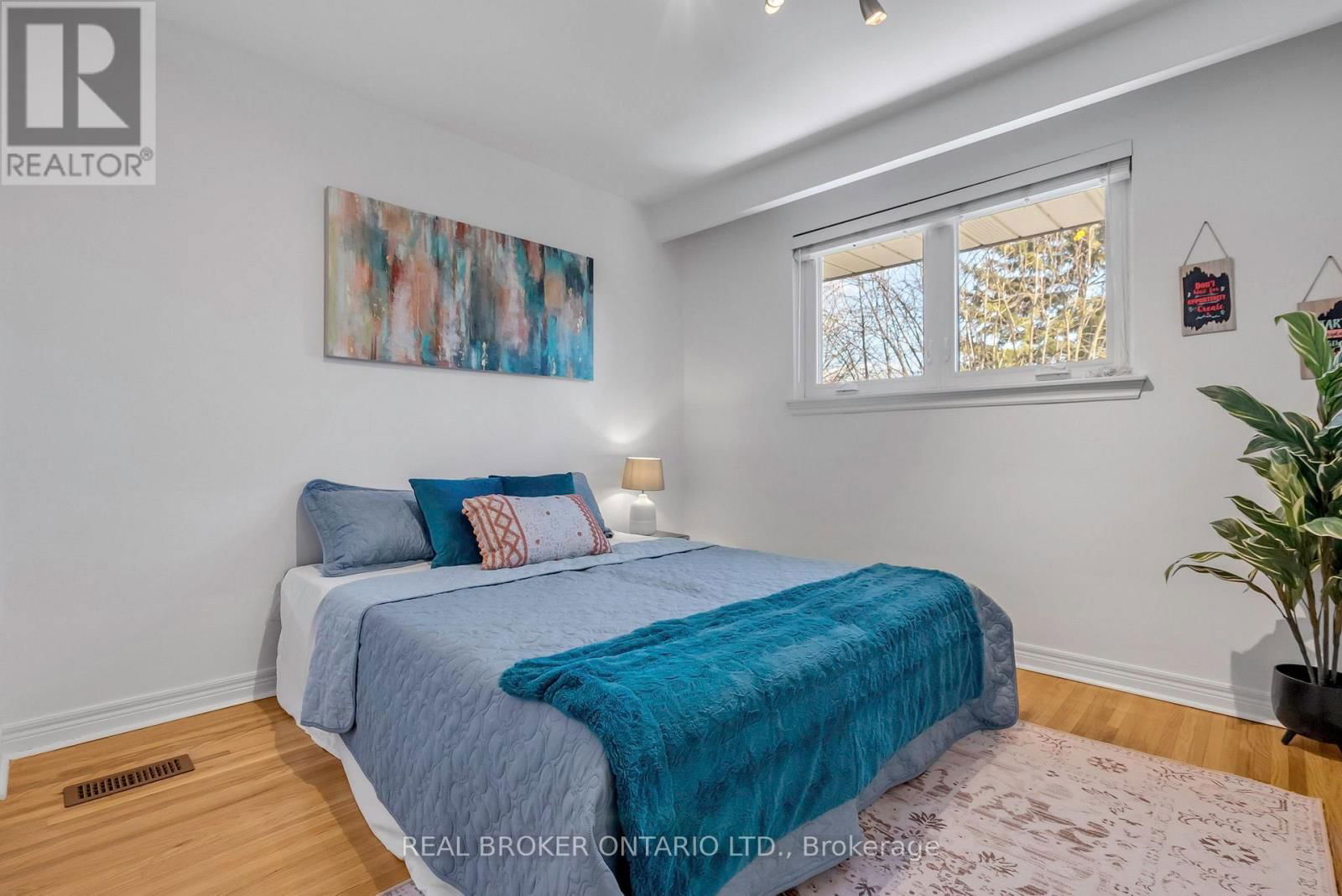 3465 ORION CRESCENT Image 33