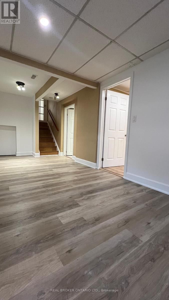 3465 ORION CRESCENT Image 43