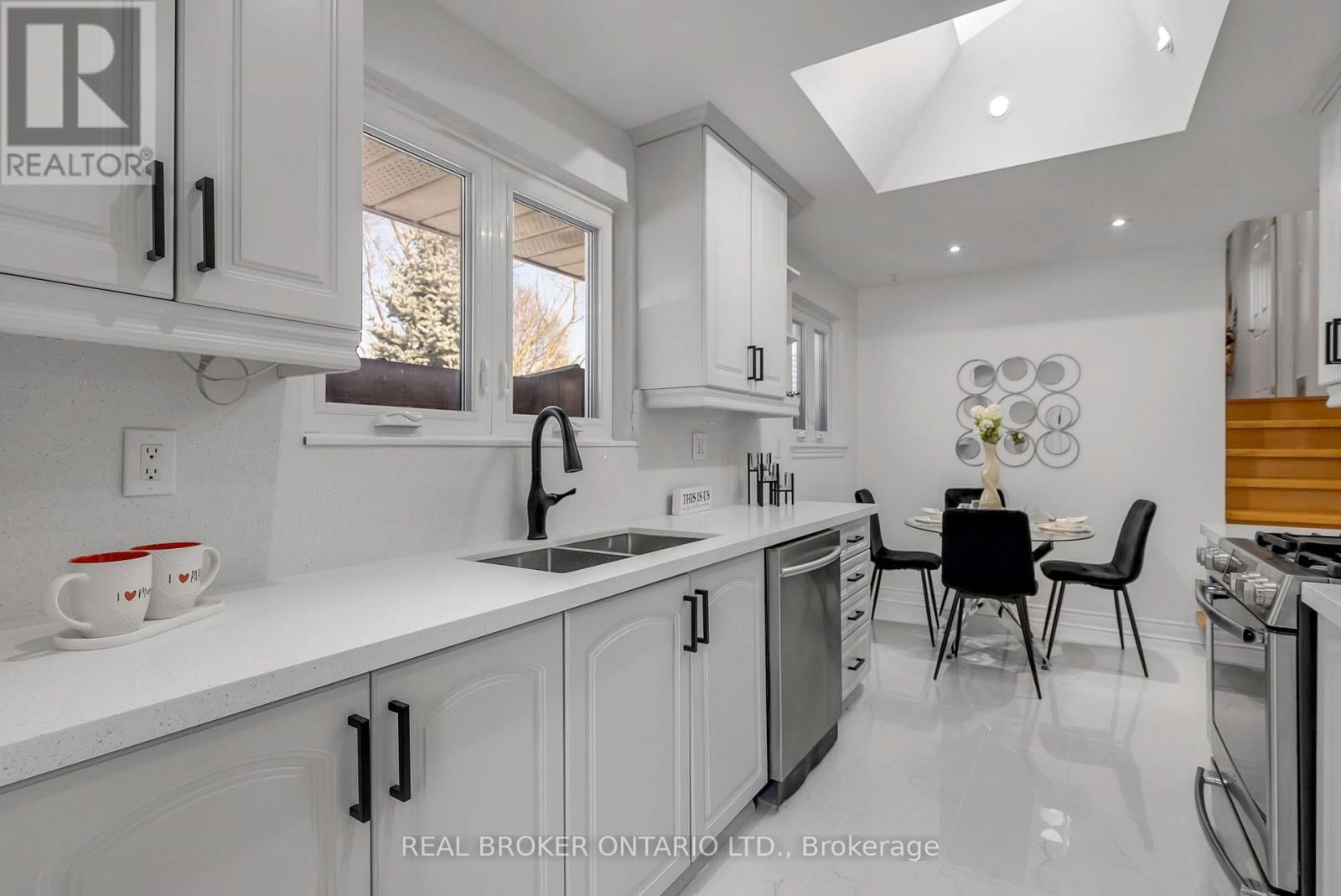 3465 ORION CRESCENT Image 6
