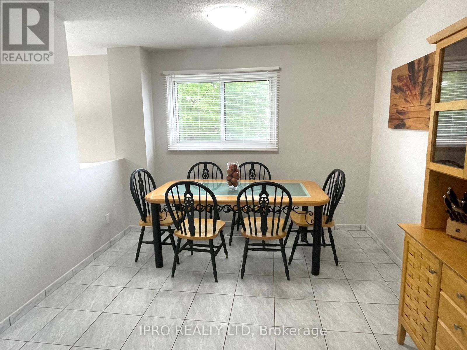 66 CARLETON PLACE Image 21