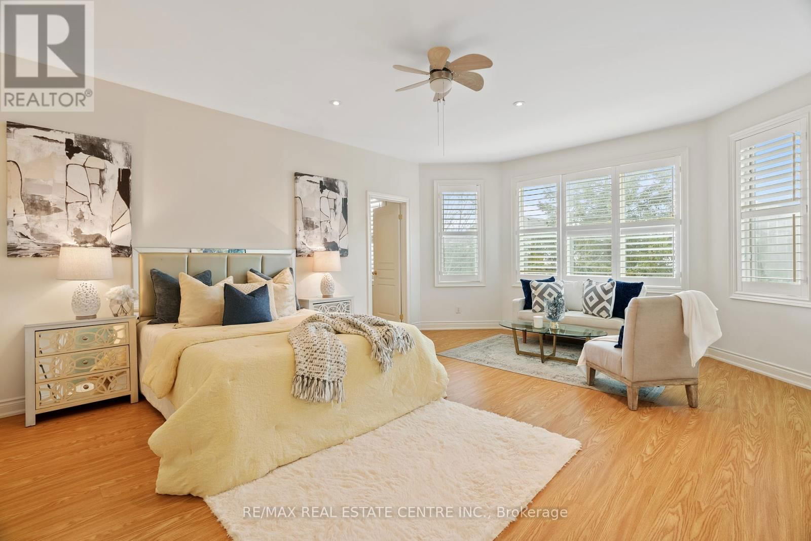 645 CRANLEIGH COURT Image 26