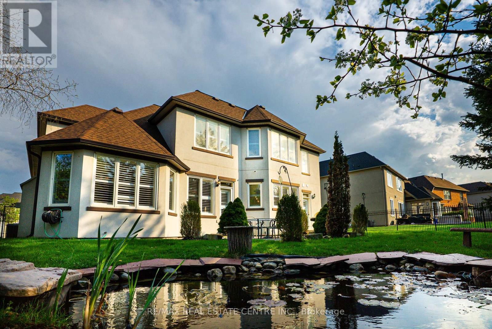 645 CRANLEIGH COURT Image 44