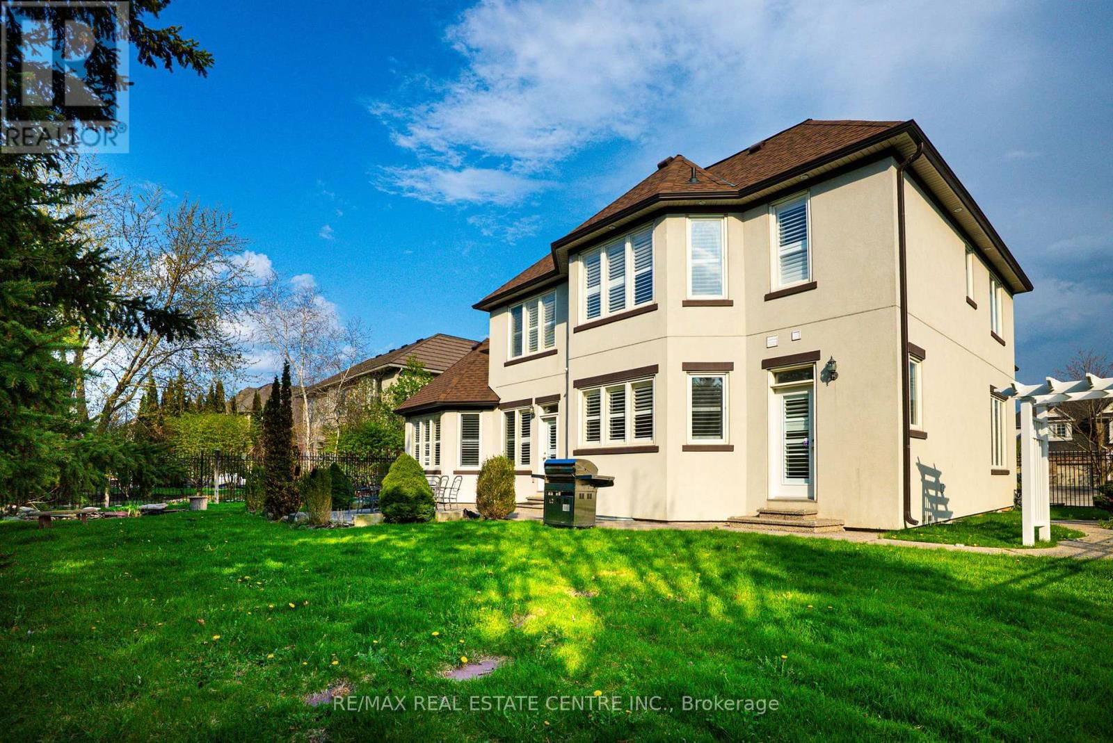 645 CRANLEIGH COURT Image 45