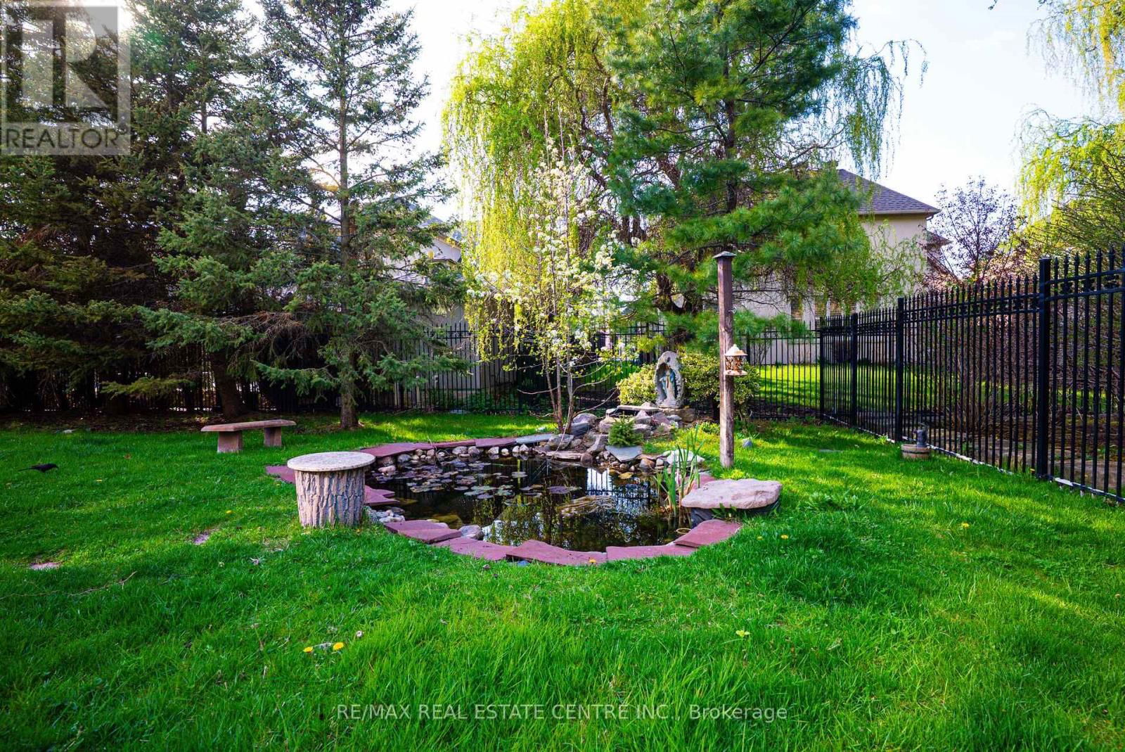645 CRANLEIGH COURT Image 48