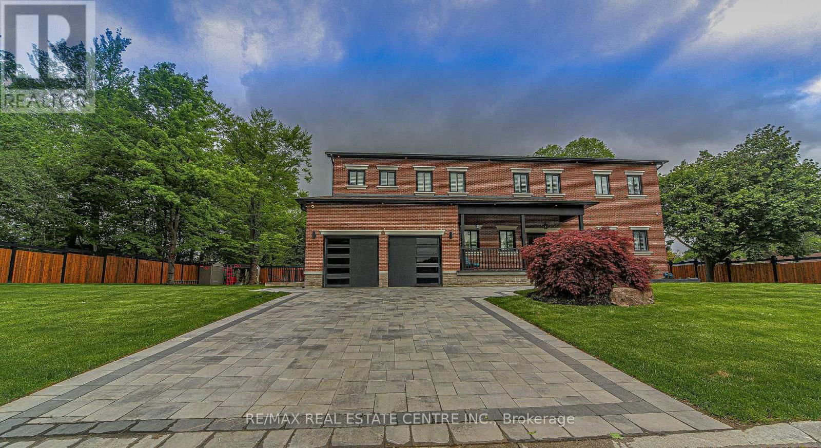 1 HAWTHORN CRESCENT Image 3