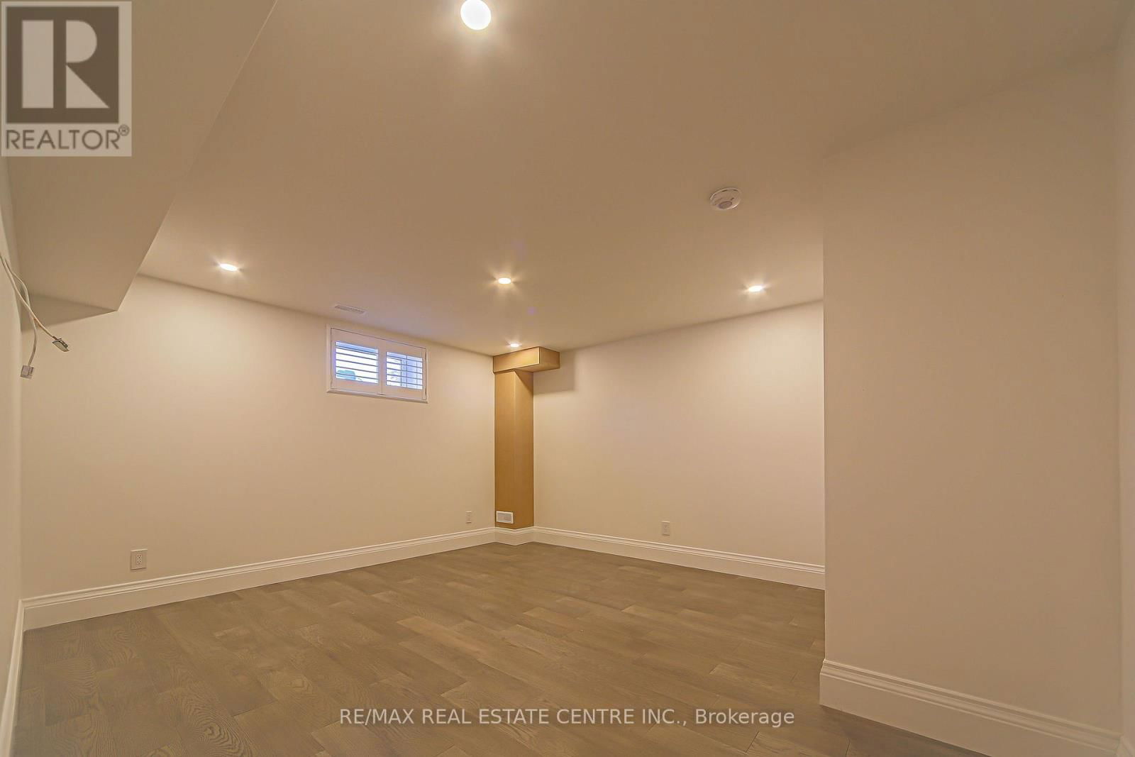 1 HAWTHORN CRESCENT Image 45