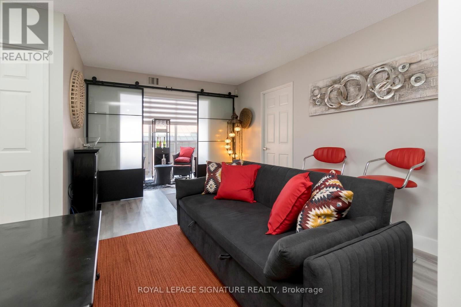 406 - 265 ENFIELD PLACE Image 10