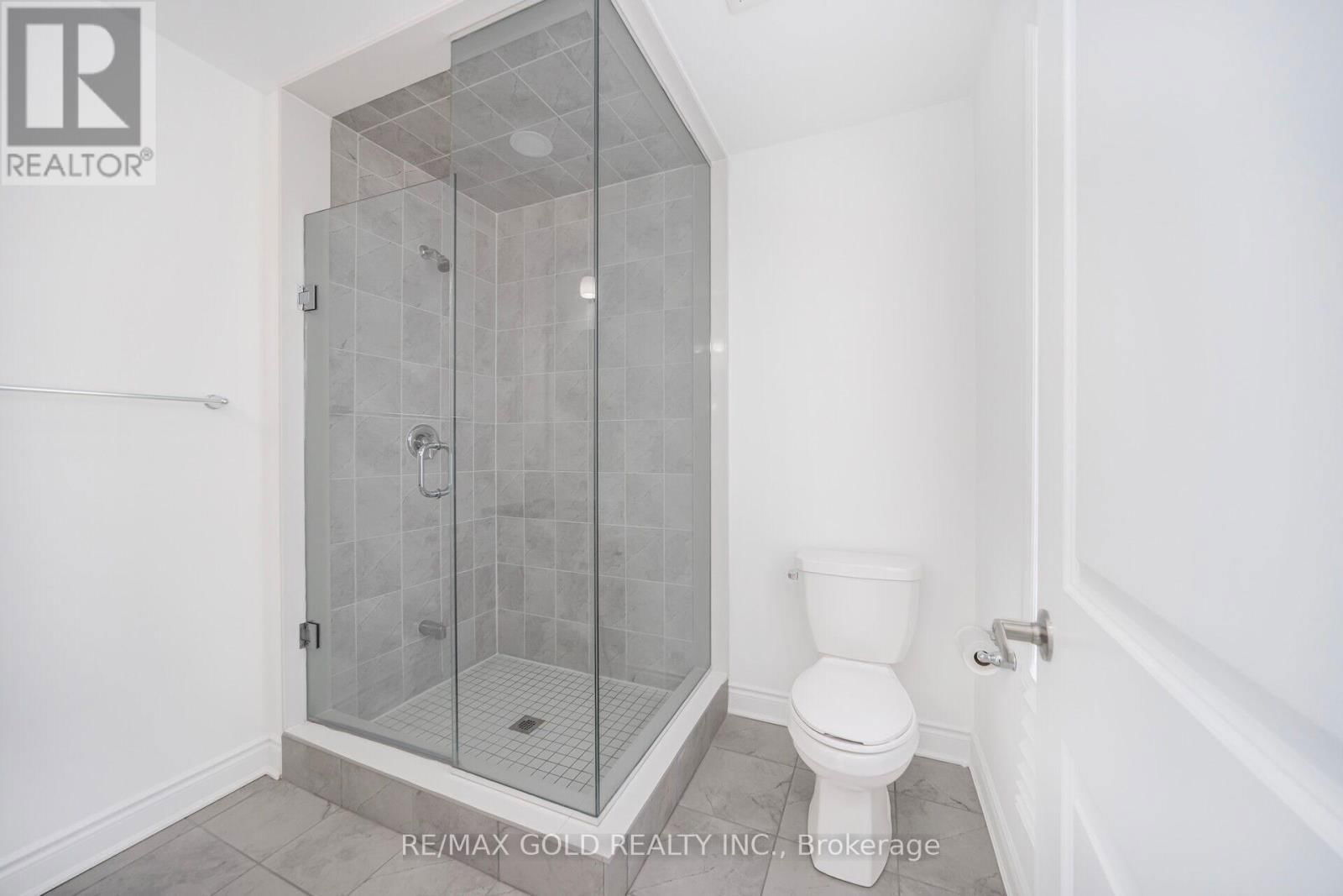 5184 VIOLA DESMOND DRIVE Image 26