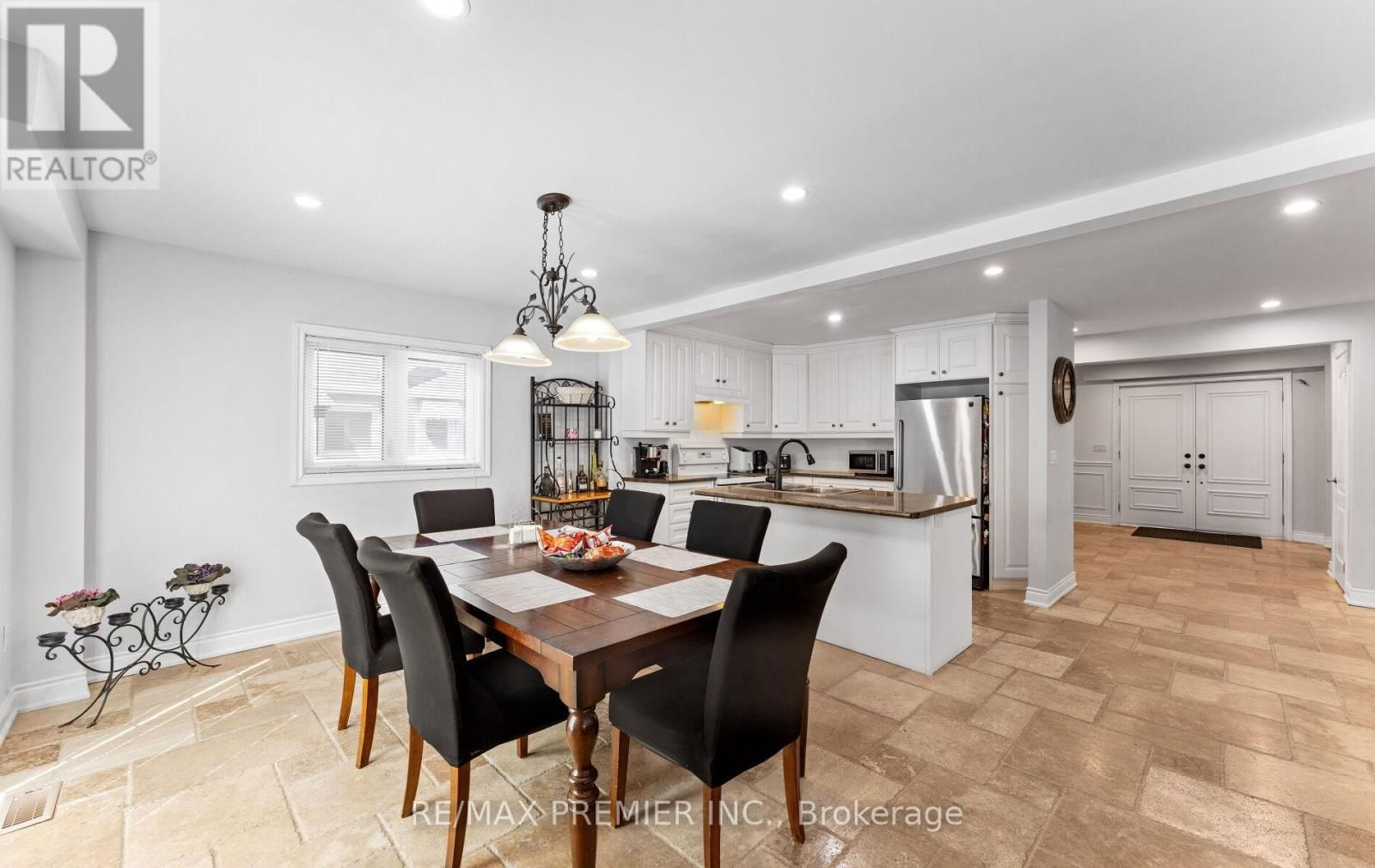 21 YVONNE AVENUE Image 10