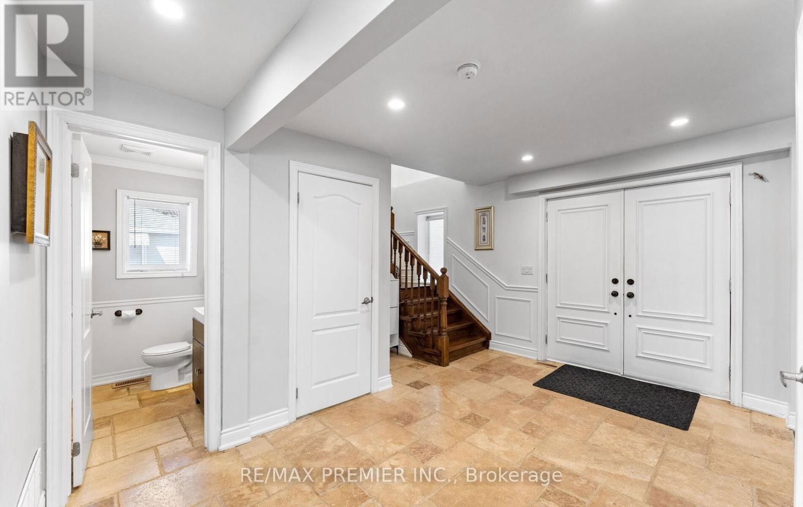 21 YVONNE AVENUE Image 14