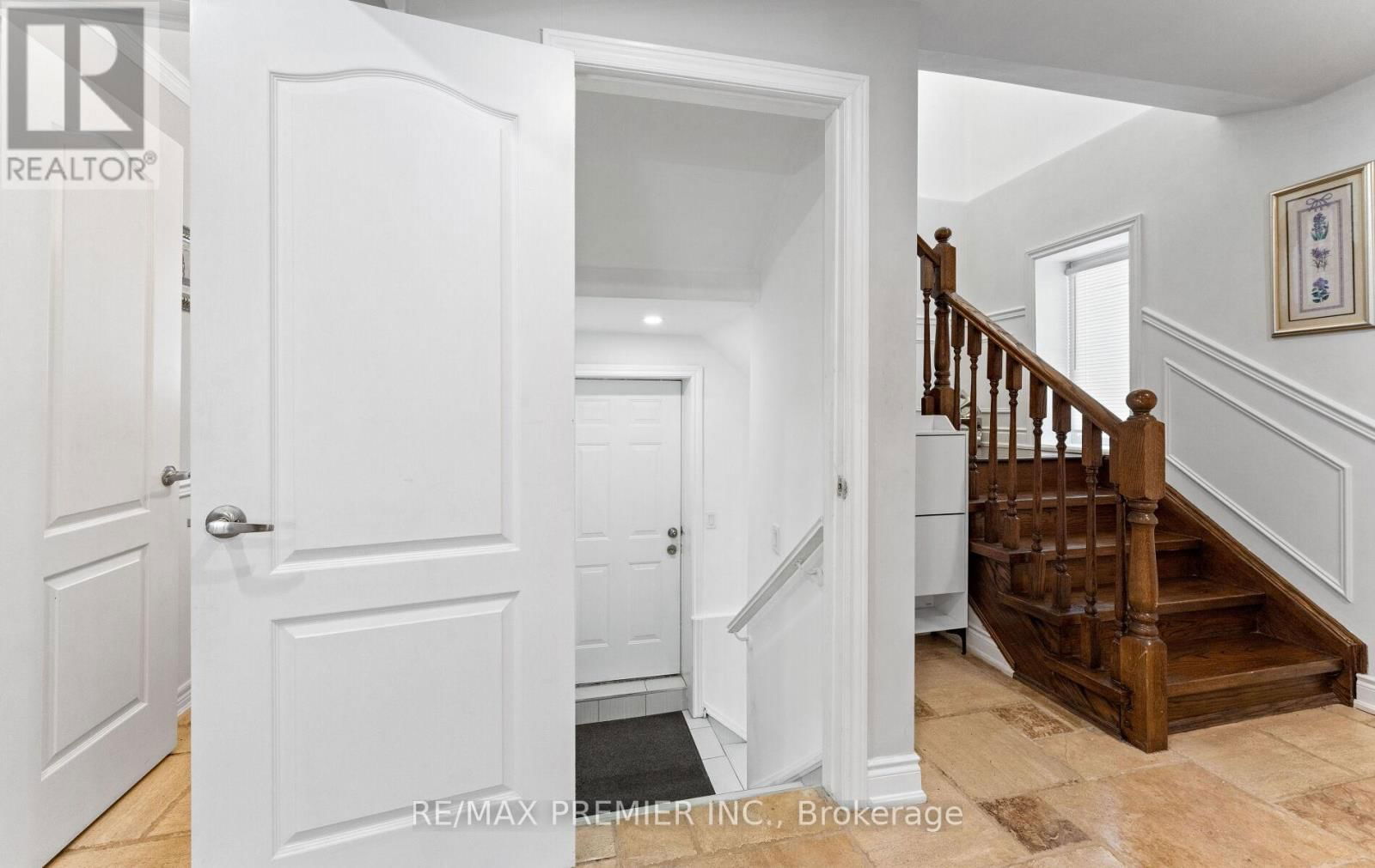 21 YVONNE AVENUE Image 21