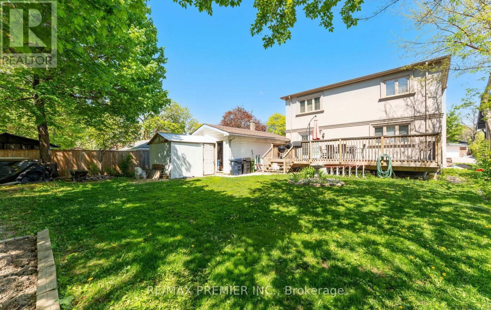21 YVONNE AVENUE Image 30