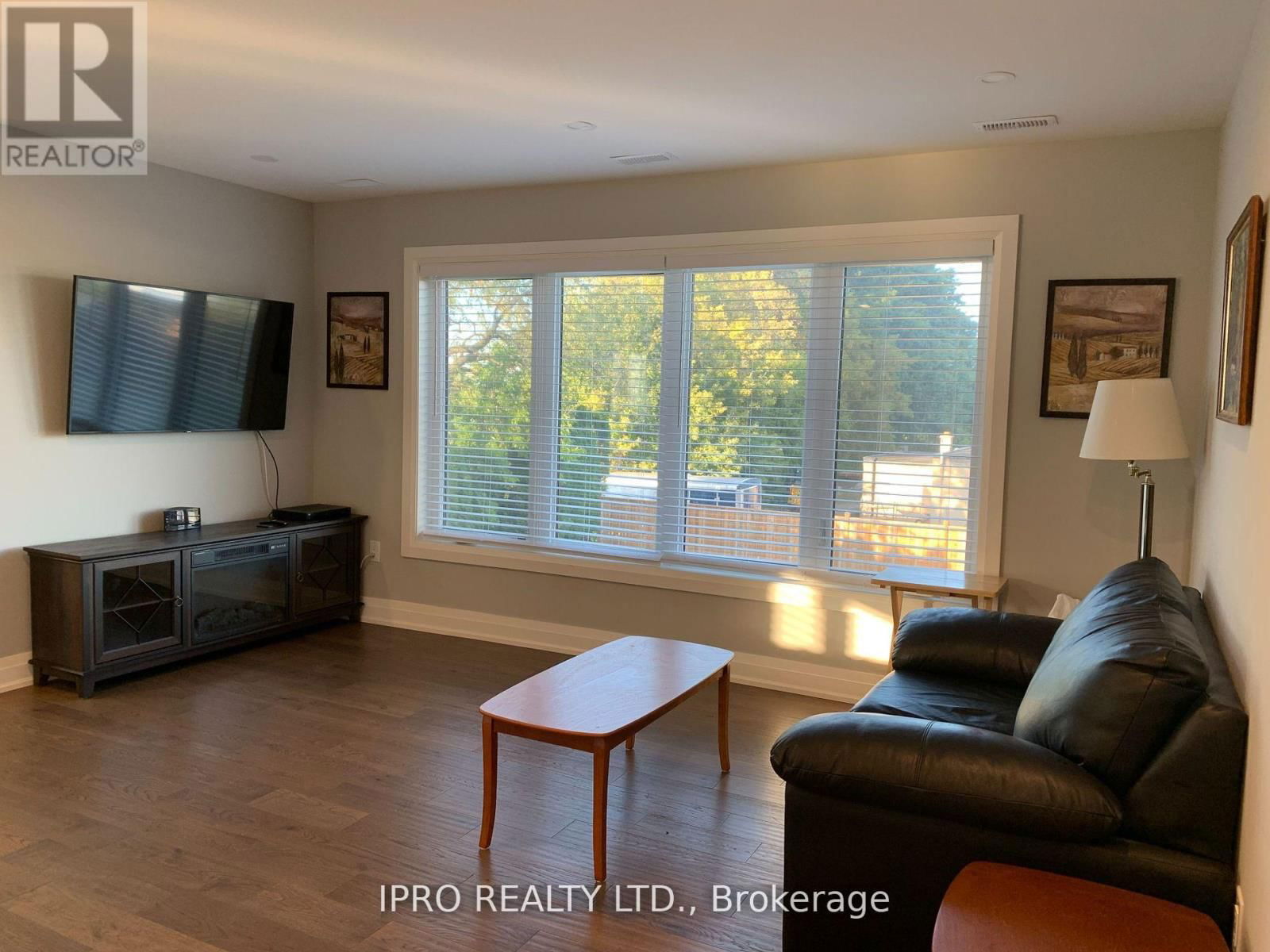 Loft - 5557 EIGHTH LINE Image 12