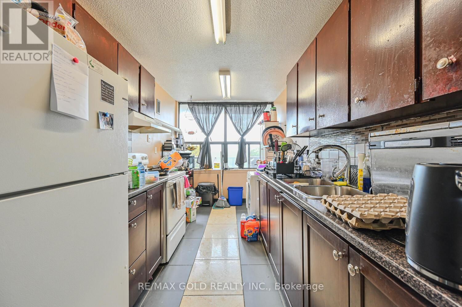 403 - 21 KNIGHTSBRIDGE ROAD Image 14