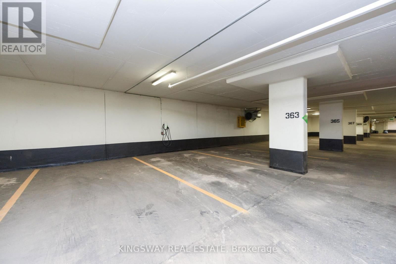 2505 - 4065 CONFEDERATION PARKWAY Image 38
