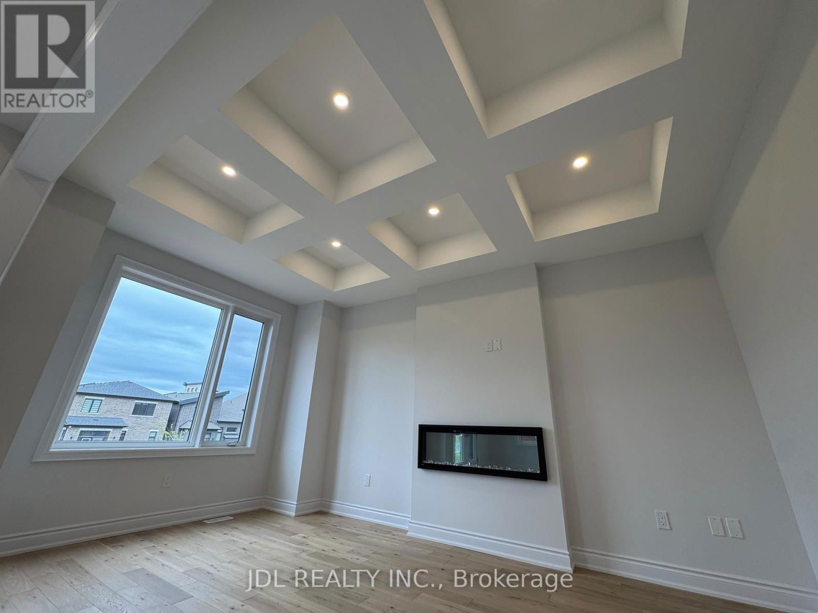 3057 PERKINS WAY Image 2