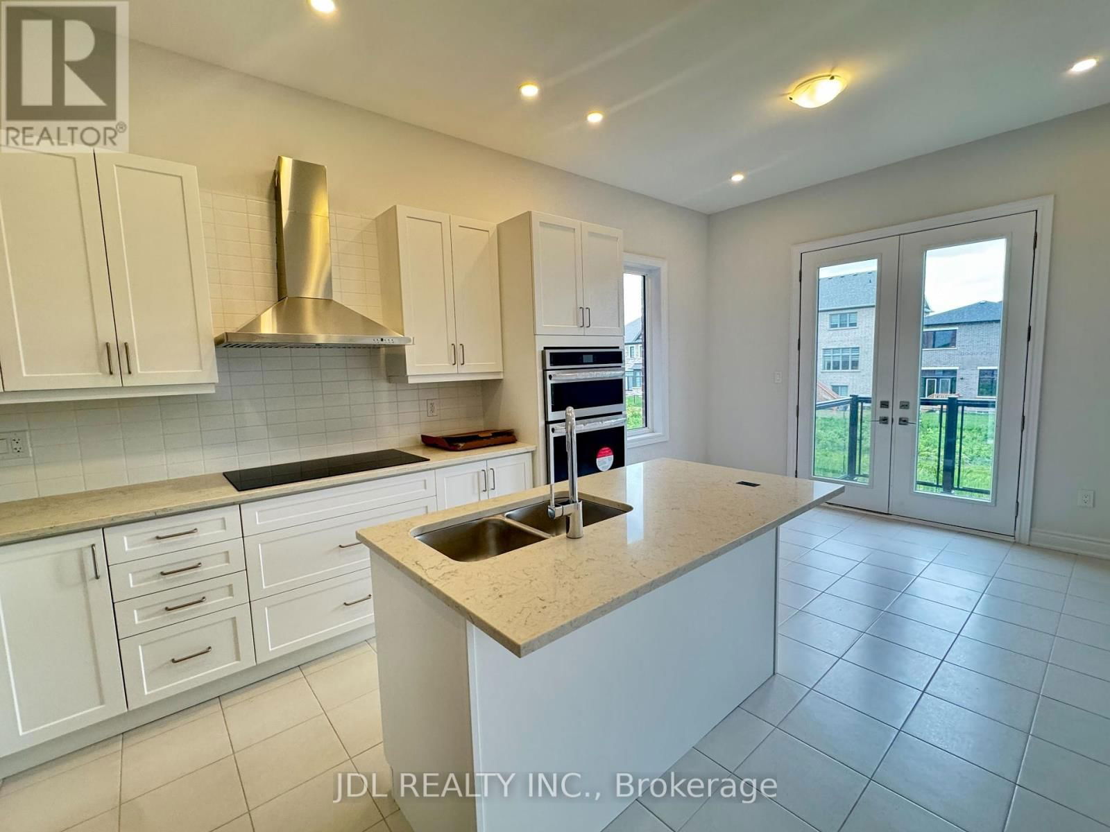 3057 PERKINS WAY Image 9
