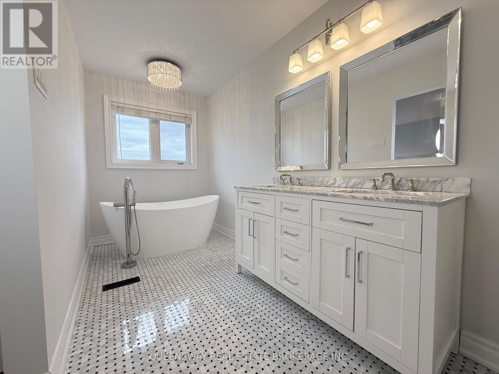 82 ROXTON ROAD Image 38