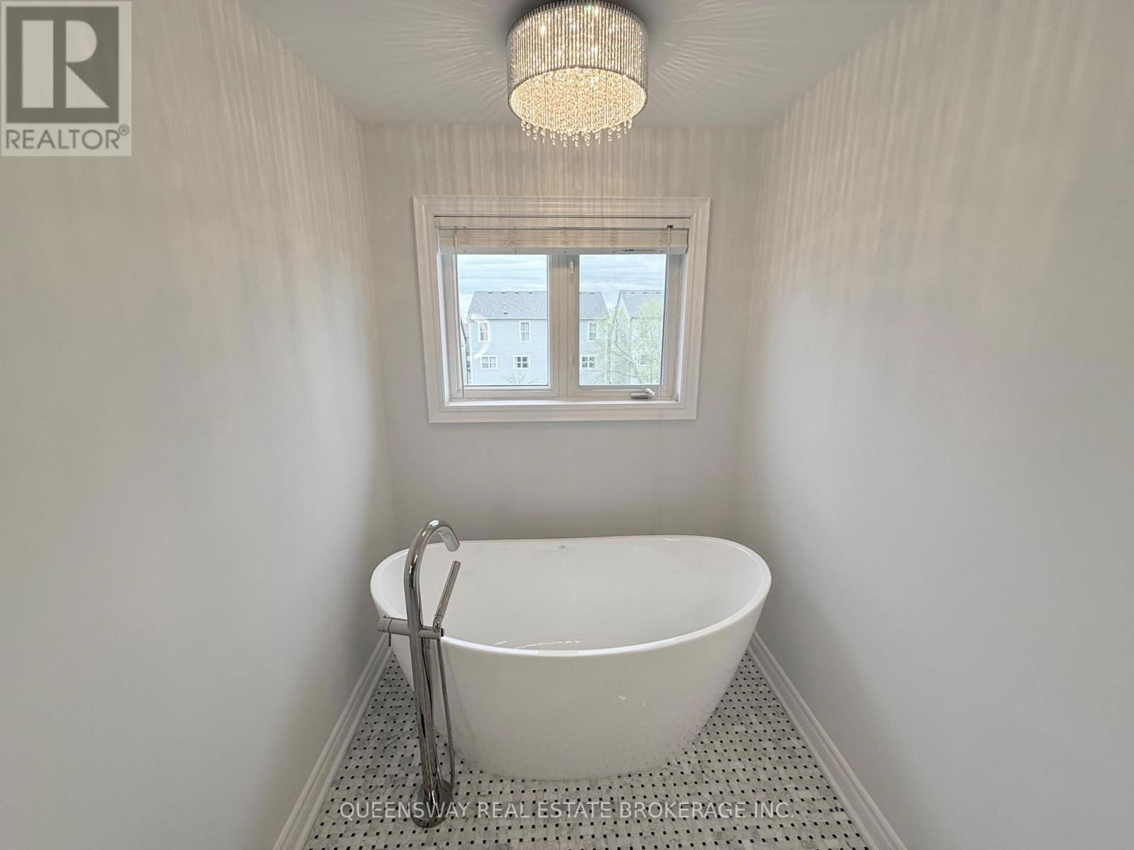 82 ROXTON ROAD Image 39