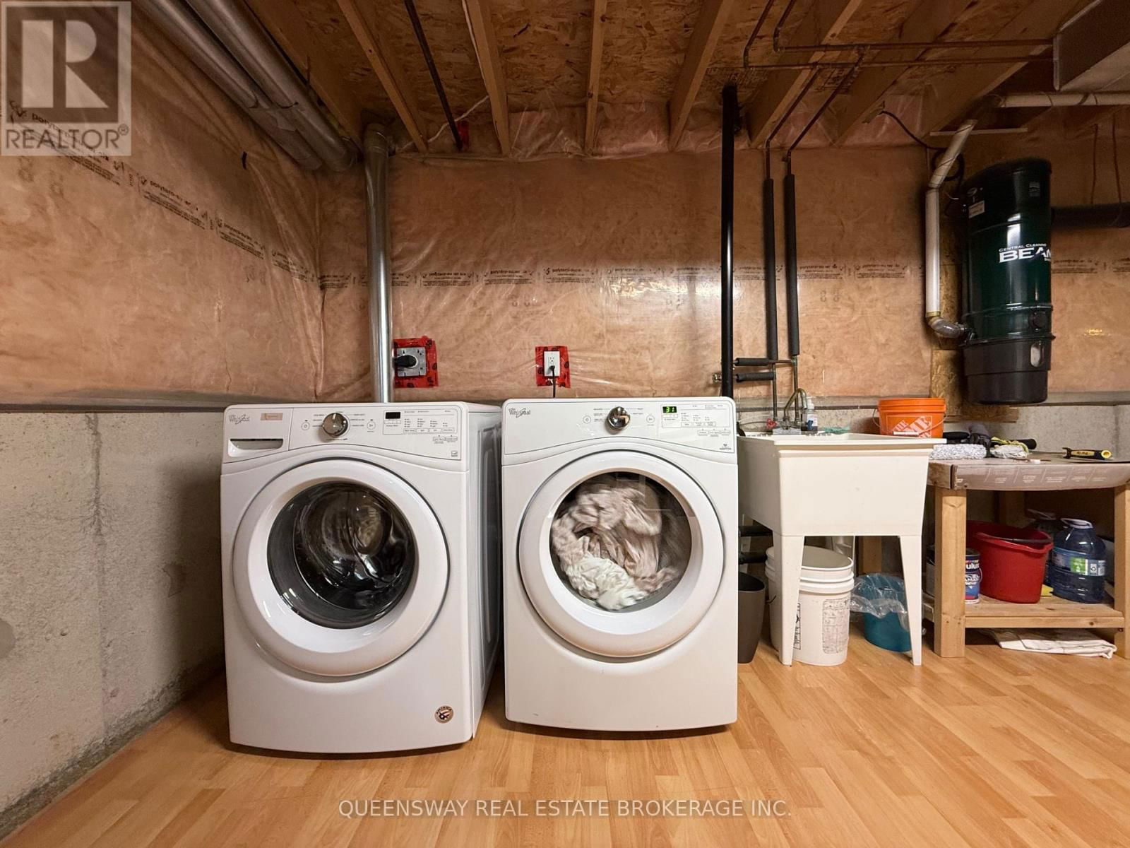 82 ROXTON ROAD Image 43
