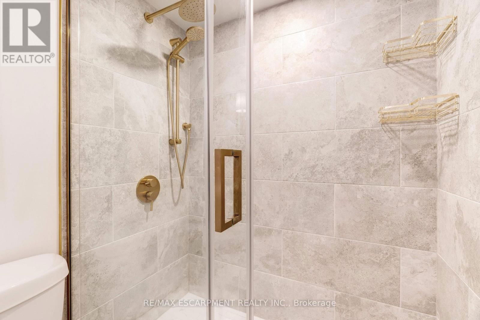 903 - 2175 MARINE DRIVE Image 32