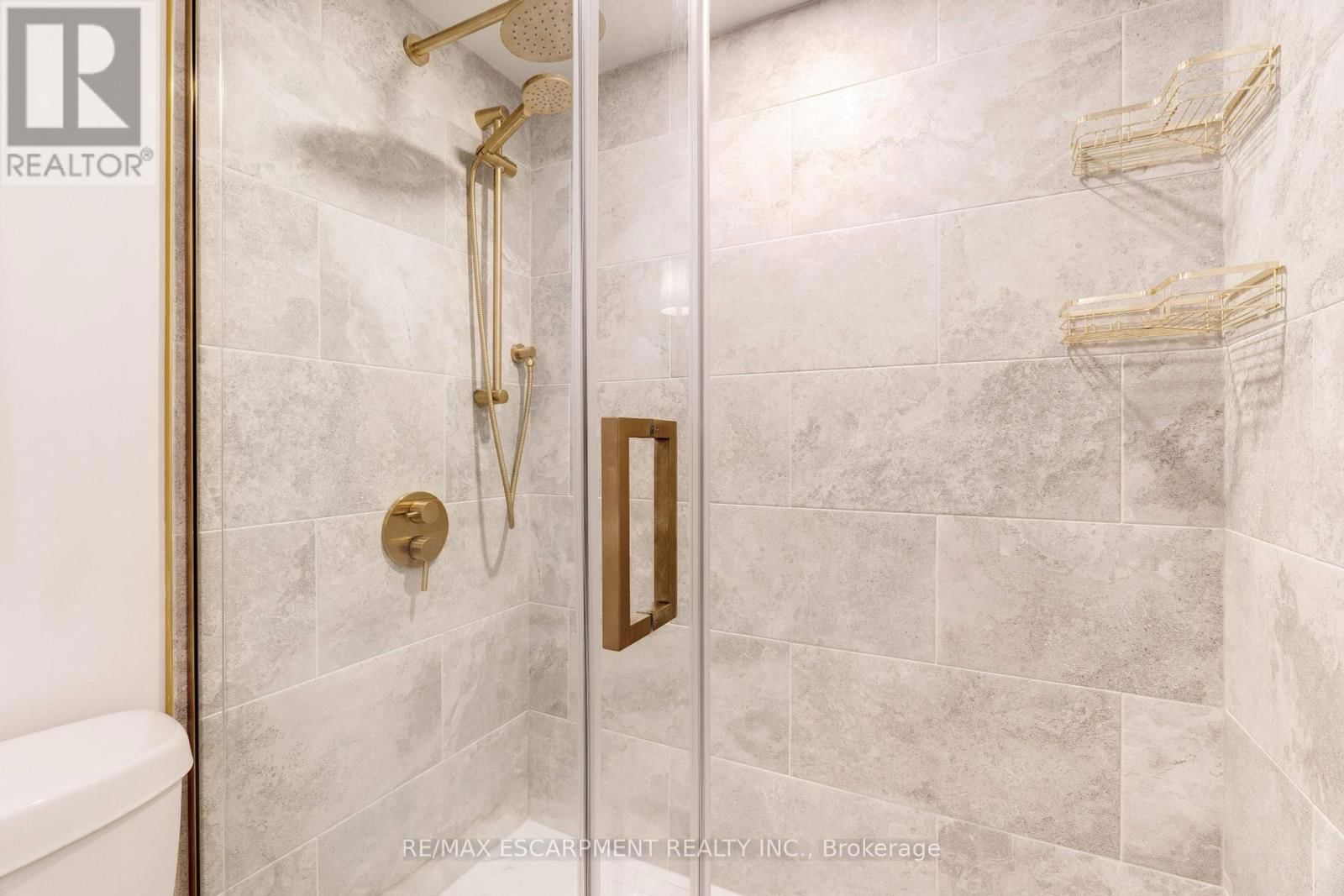 903 - 2175 MARINE DRIVE Image 33