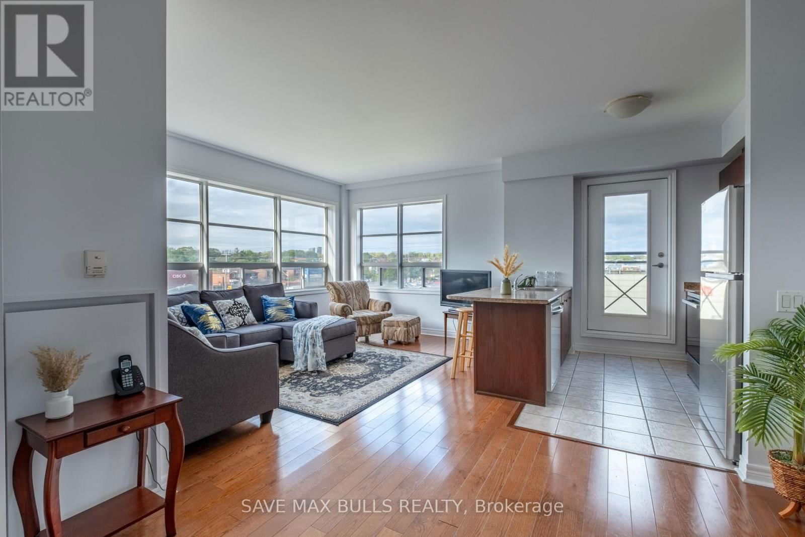412 - 1415 LAWRENCE AVENUE WEST Image 18