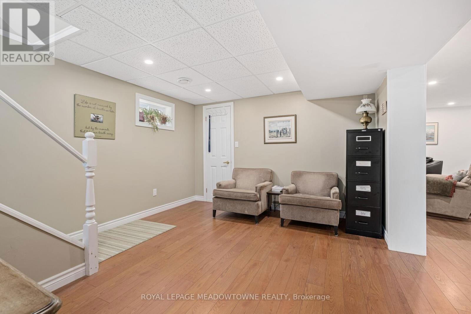30 GREYSTONE CRESCENT Image 22