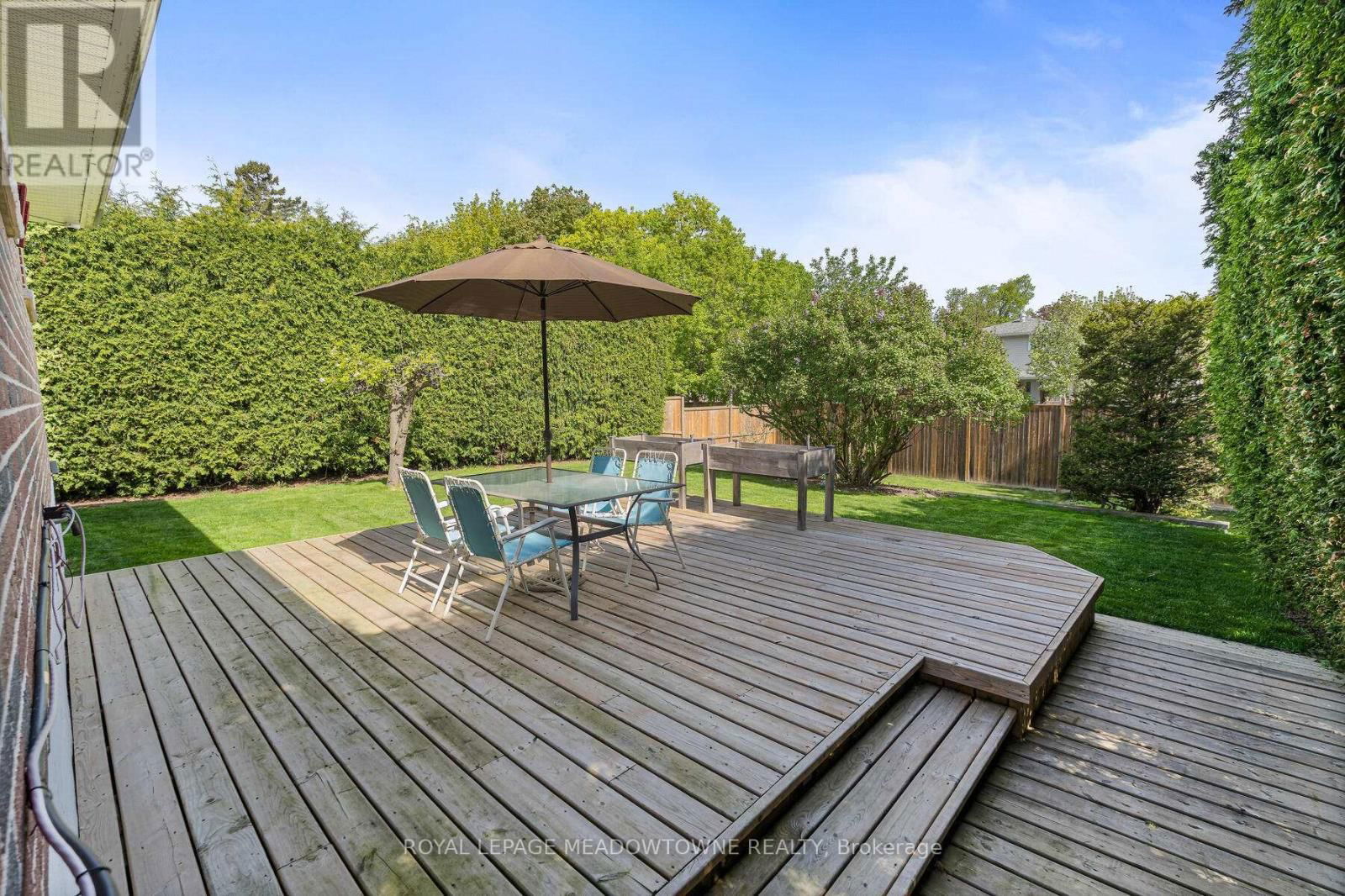 30 GREYSTONE CRESCENT Image 34