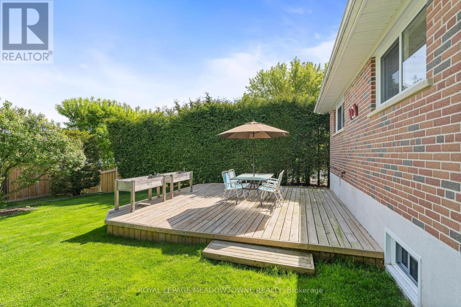 30 GREYSTONE CRESCENT Image 36