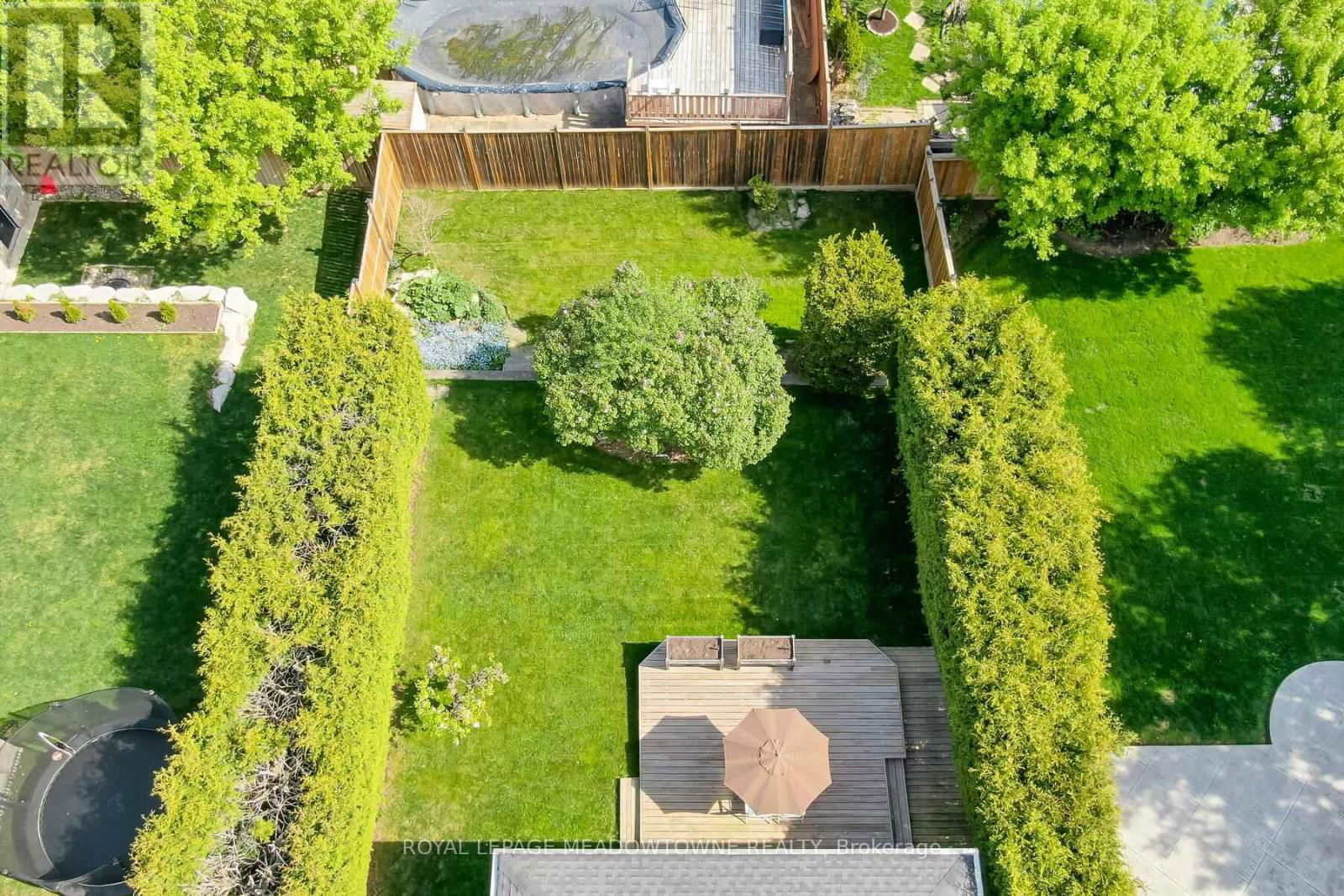 30 GREYSTONE CRESCENT Image 39