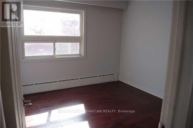 144 PORTLAND STREET Image 33
