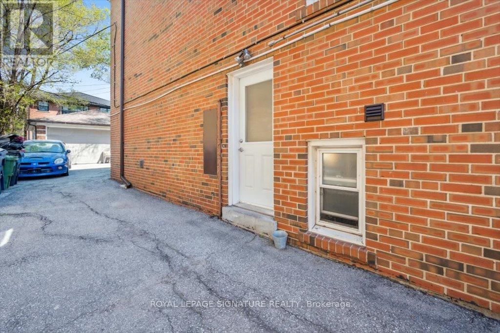144 PORTLAND STREET Image 5