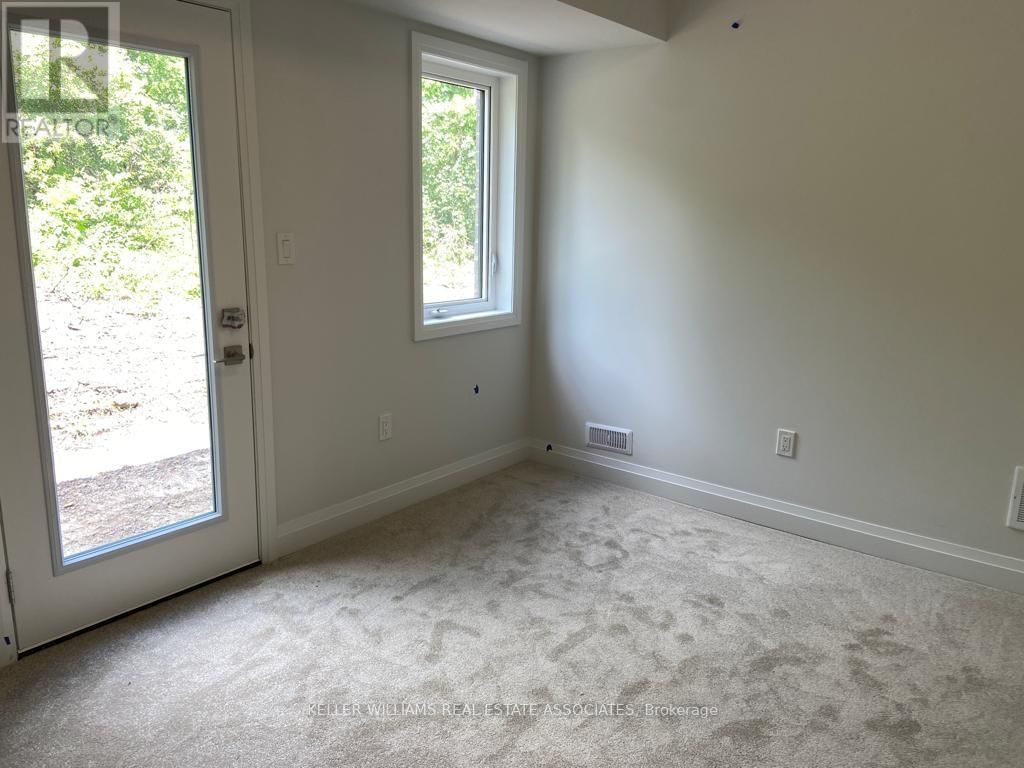 64 WINDTREE WAY Image 29