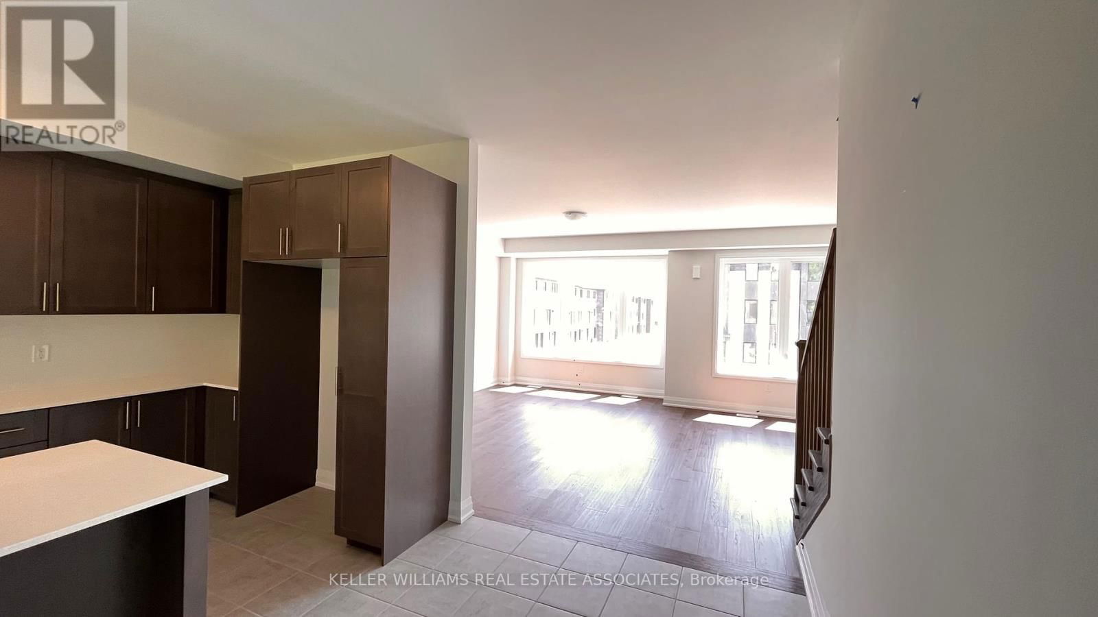64 WINDTREE WAY Image 5