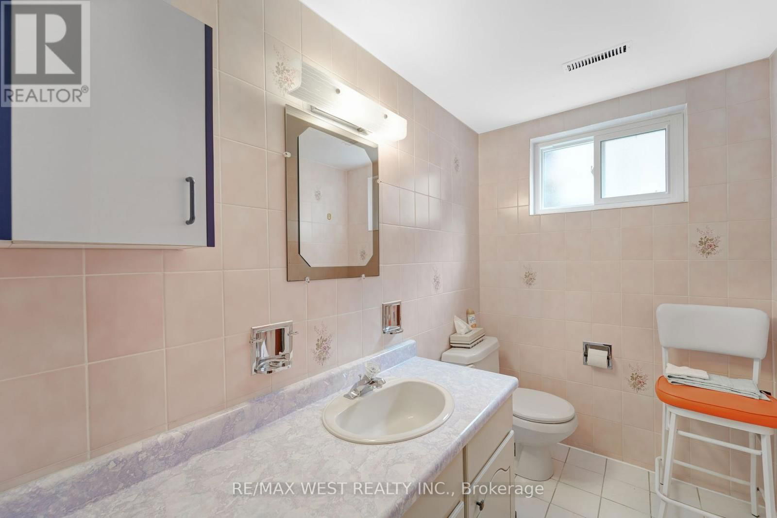 40 WINDSOR ROAD Image 27