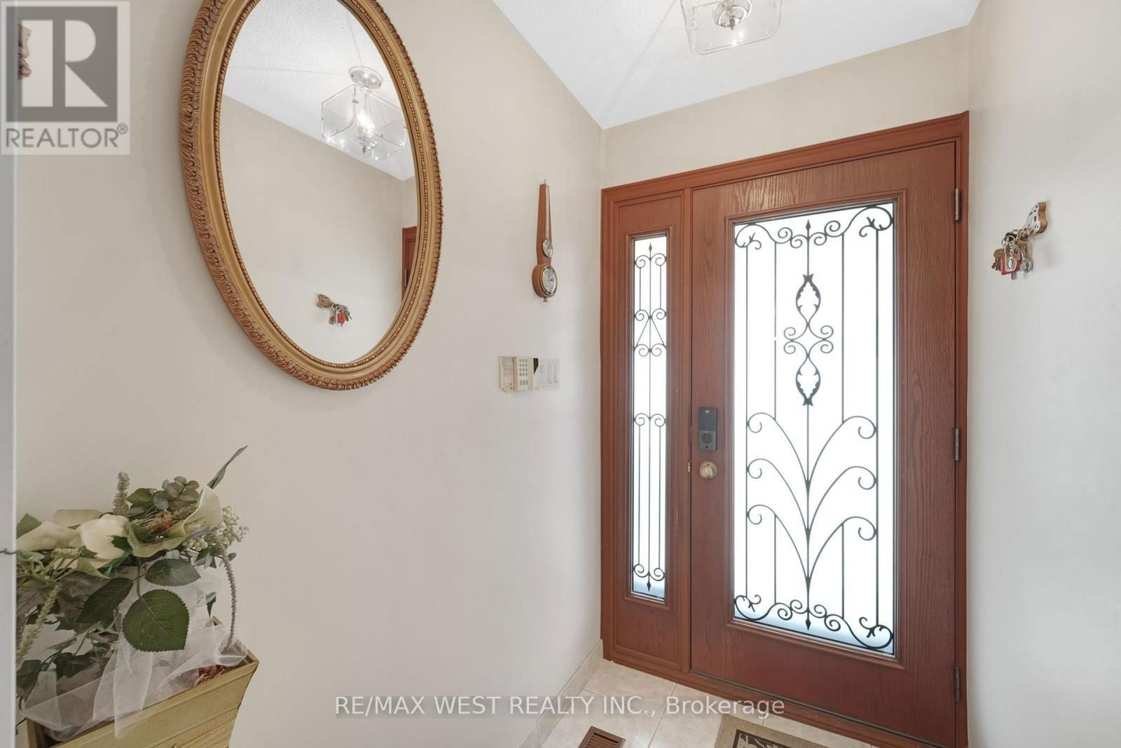 40 WINDSOR ROAD Image 6