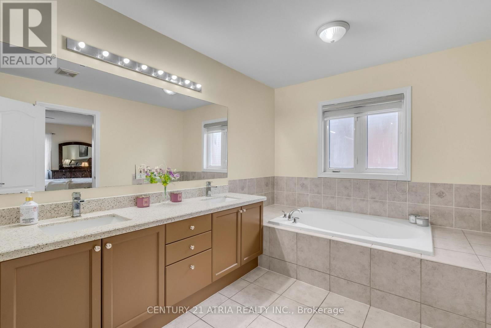 10 LOUVAIN DRIVE Image 22
