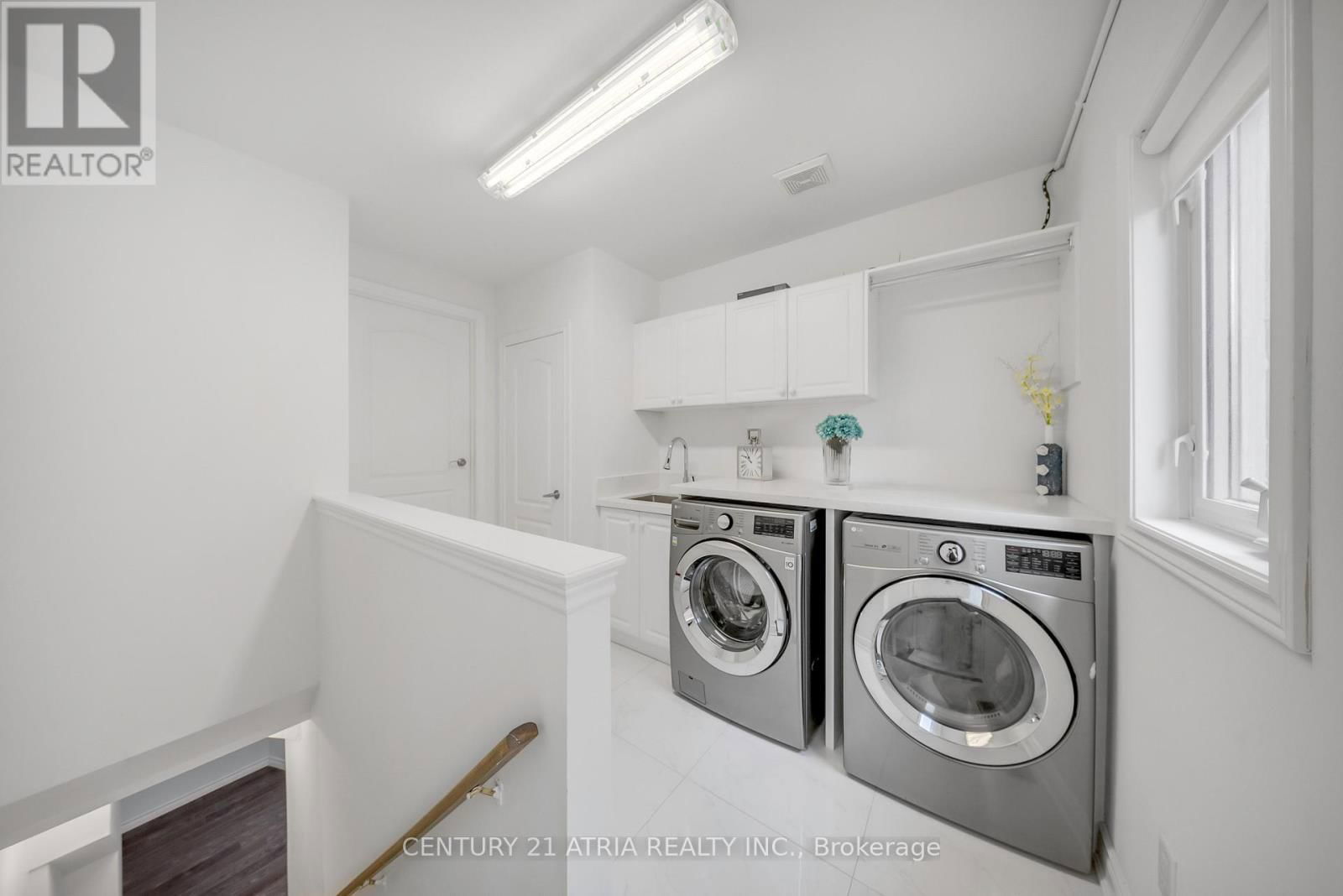 10 LOUVAIN DRIVE Image 29